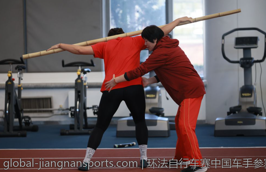环法自行车赛中国车手参赛历程